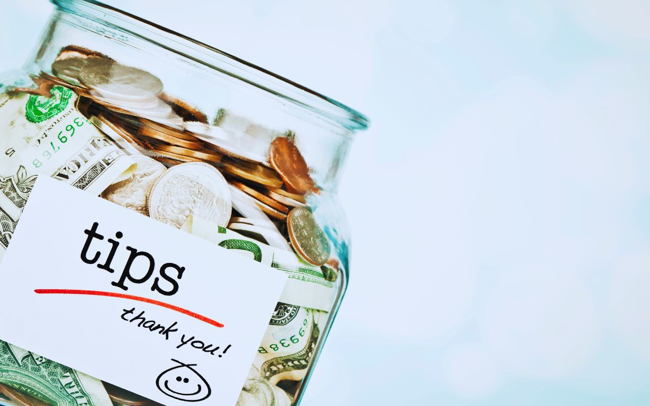 Do You Tip at a Head Spa in Japan?