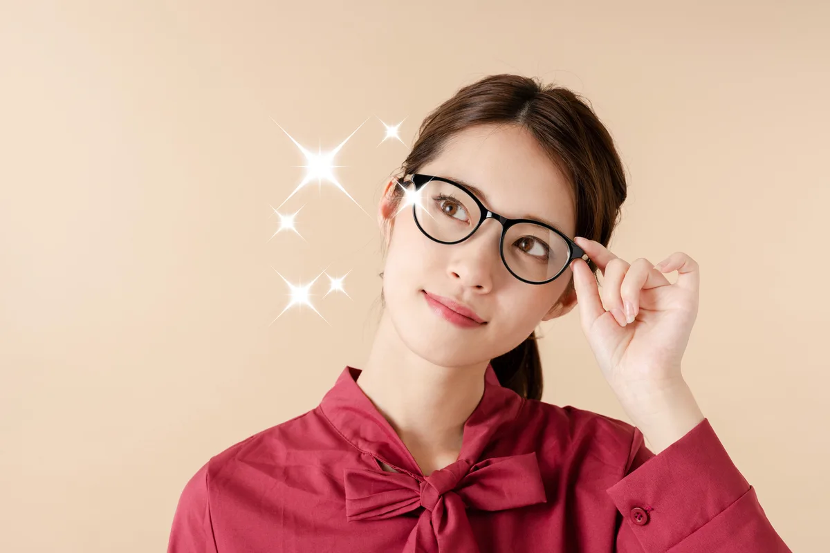 ヘッドスパの技術を学ぶスタッフ